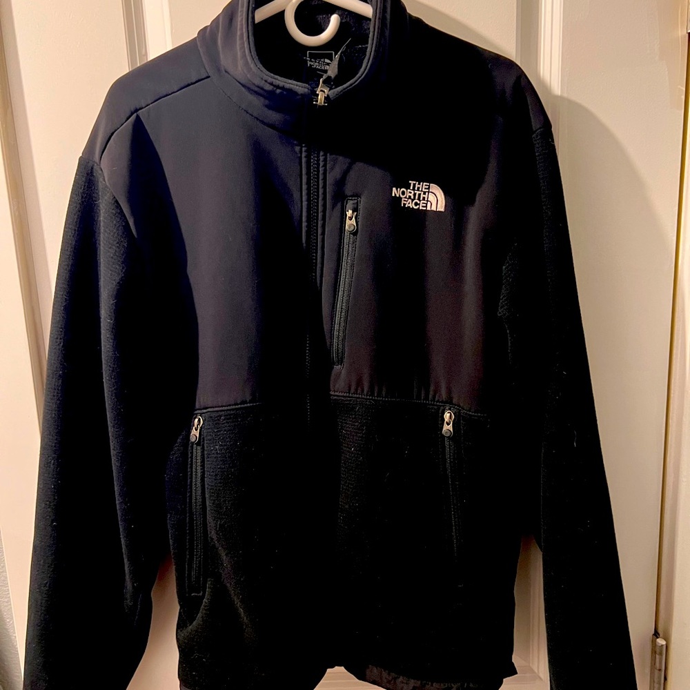 Mens Medium The North Face Apex Barrier Soft Shell